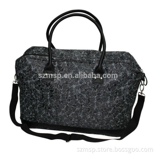 All over print big travel bag wth heavy duty zipper